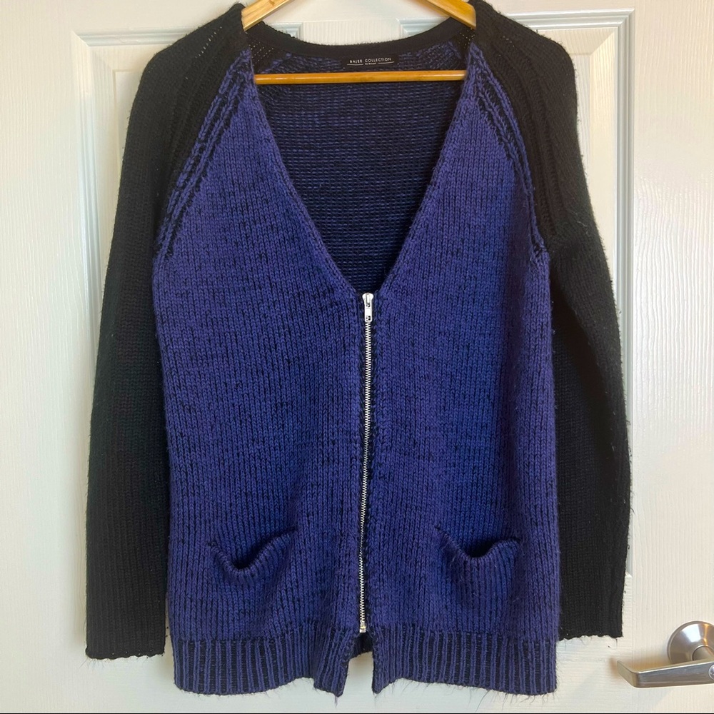 Long sleeve Zip-up V-neck Sweater